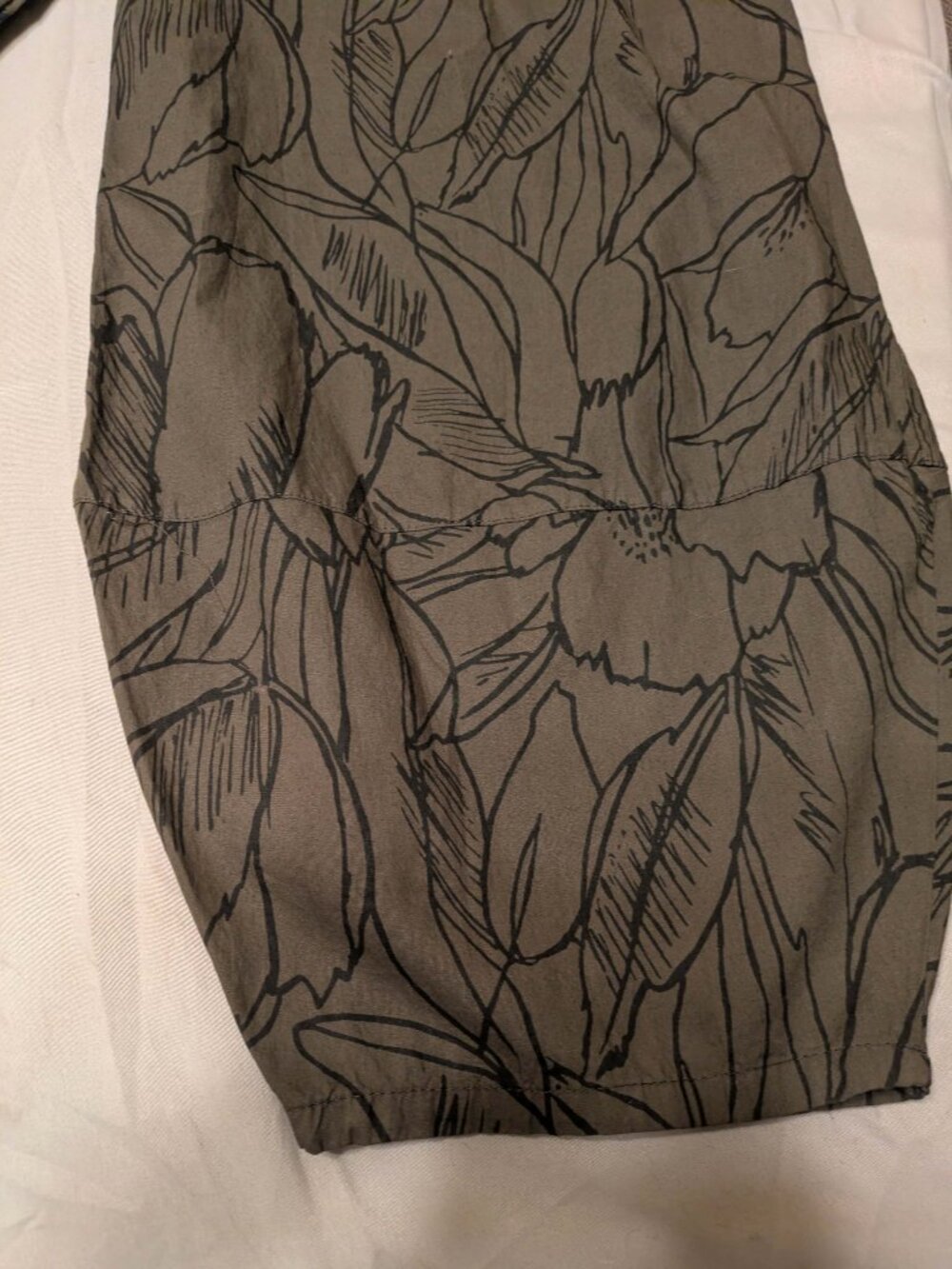 Bryn Walker Harem Pants Olive Green Floral Balloon Lagenlook Cropped Elastic - Picture 9 of 9